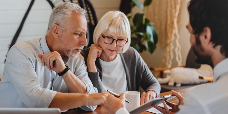 Understanding What an Estate Trustee Does and How They Help Ease Tensions
